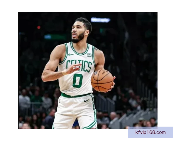 塔图姆狂砍25分18篮板11助攻创复出后首次三双 本赛季战绩10胜2负强势回归