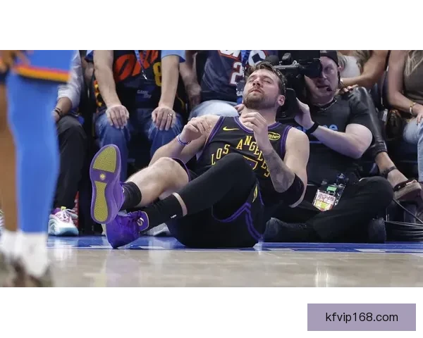 东契奇腿筋重伤或赛季报销湖人冲击季后赛前景蒙上阴影